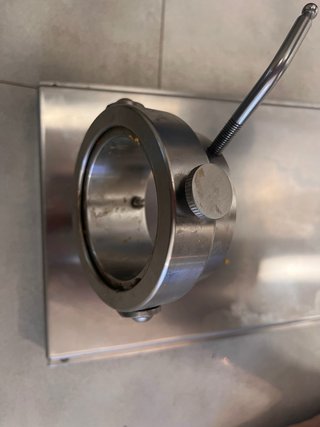 Jamonero de pared profesional. Acero inoxidable.