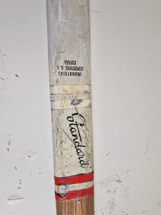 Palo de hockey madera reno