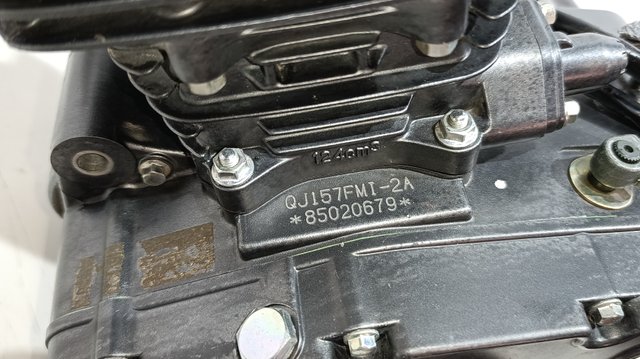 Motor Keeway RKV 125
