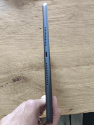 iPad 7 generación averiado - Modelo A2197 - 32 gb