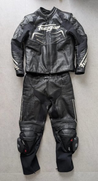 Mono de cuero Furygan negro