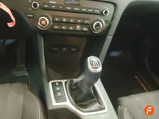 Kia Sportage 1.6 MHEV Business 100kW (136CV) 4x4