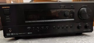 Onkyo HOME-CINEMa Prologic II Modelo TX-DS595