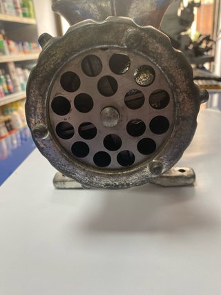 Embutidora y Picadora ELMA 22