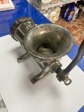 Embutidora y Picadora ELMA 22
