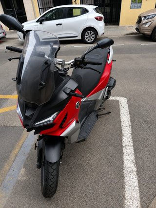 Voge SR1 ADV 2025