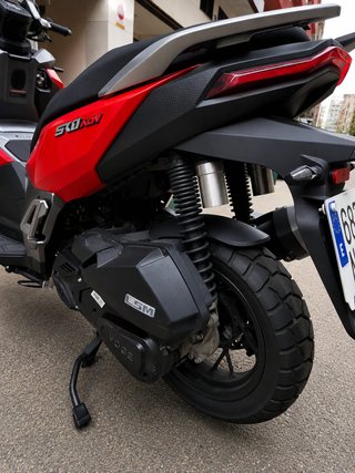 Voge SR1 ADV 2025