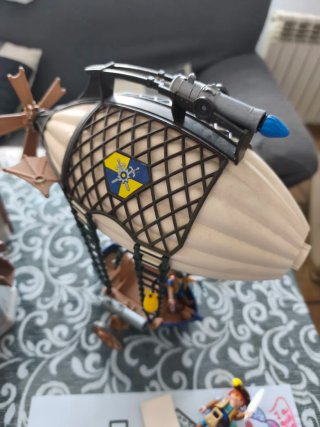 Castillo y dirigible Playmobil Novelmore