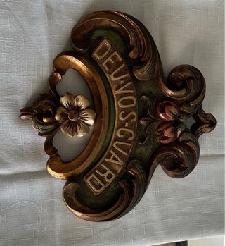 Placa decorativa DEU VOS GUARD