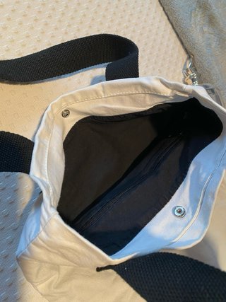 Bolsa de Hombro Grande Blanca y Negra