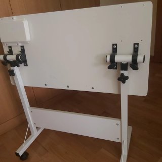 Mesa escritorio plegable blanca y negra