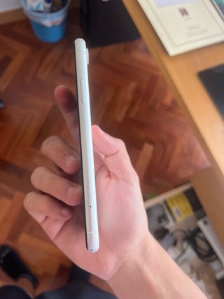 iPhone XR Apple