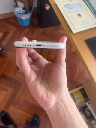 iPhone XR Apple