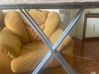 Mesa o tabla de planchar