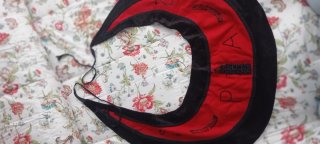 Traje Regional Gallega Negro y Rojo