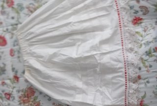Traje Regional Gallega Negro y Rojo