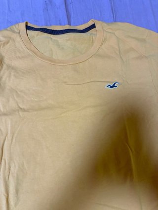 Camiseta Hollister Amarilla Talla M