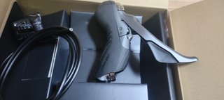 Par Manetas Freno SHIMANO GRX ST-RX810