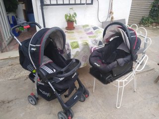 Cochecito de bebe y cuna