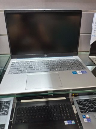 Portátil HP 15-fd0324ns