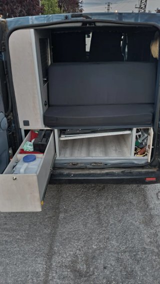 Opel Vivaro 2006