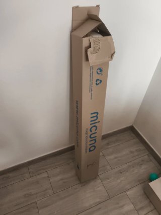 Cuna  blanca con ruedas y adaptador para colecho