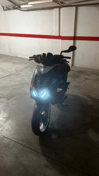 Yamaha Aerox 50cc Scooter