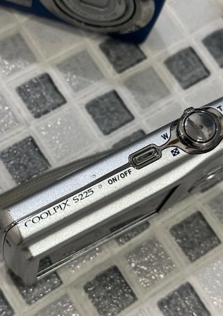 3 nikon coolpix