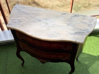 Cómoda Luis XV Mármol y Madera
