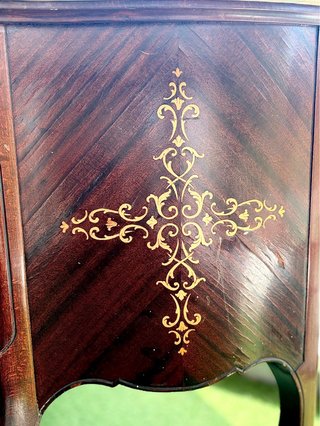 Cómoda Luis XV Mármol y Madera