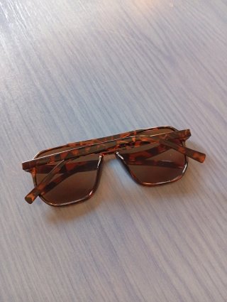 Gafas de sol aviador marrones
