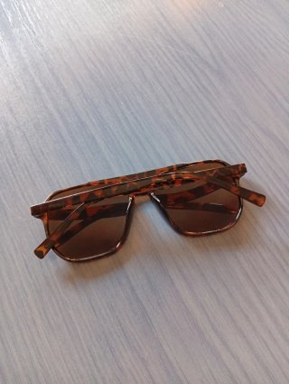 Gafas de sol aviador marrones