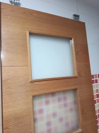 URGE VENTA !! Puerta corredera maciza madera.