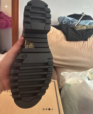 Botines negros charol con hebillas nuevos