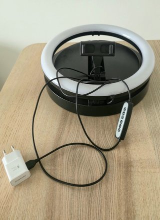 Aro de luz LED con soporte movil y cargador