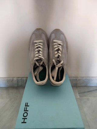 Zapatillas HOFF grises y blancas