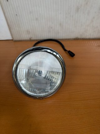 Faro delantero Triumph Speed Four 600 02-06