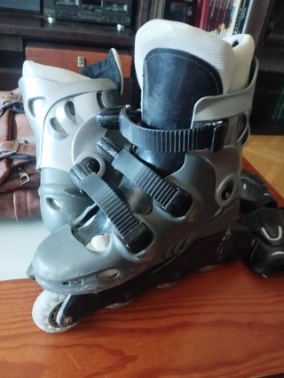 Patines en línea bota talla 40