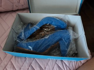 Zapatos de salón Mustang azul eléctrico antelina