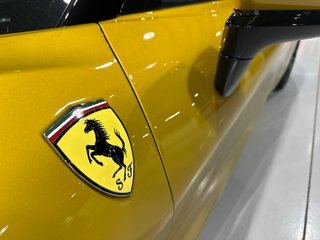 Ferrari SF90 SPIDER 2021