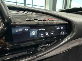 Ferrari SF90 SPIDER 2021