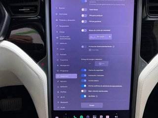 Tesla Model X Gran Autonomia Raven 4WD
