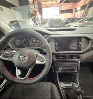 Volkswagent Tcross 2019 115 CV