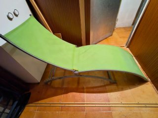 URGE VENTA Tumbona plegable gris y verde