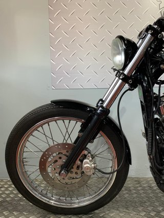 Harley Davidson Sportster 883