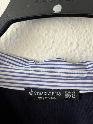 Jersey Stradivarius cuello pico rayas