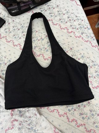 Top negro Shein tirante cuello talla S