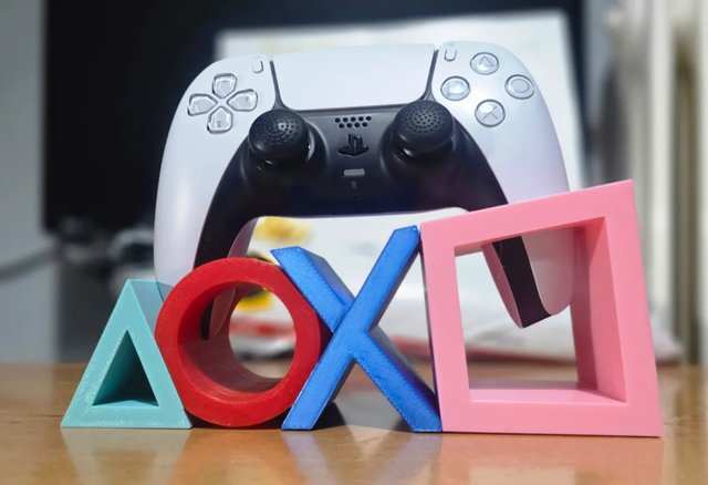 Soporte Mando PS5 Símbolos PlayStation