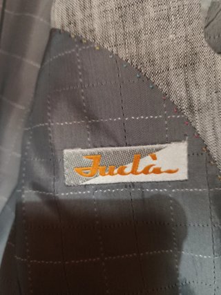 Americana Jucla Gris