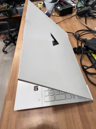 HP Victus 15 Ryzen 5 5600-H 12GB RAM SSD 512GB